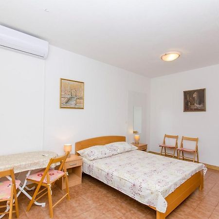 Apartments Goran Postira Εξωτερικό φωτογραφία