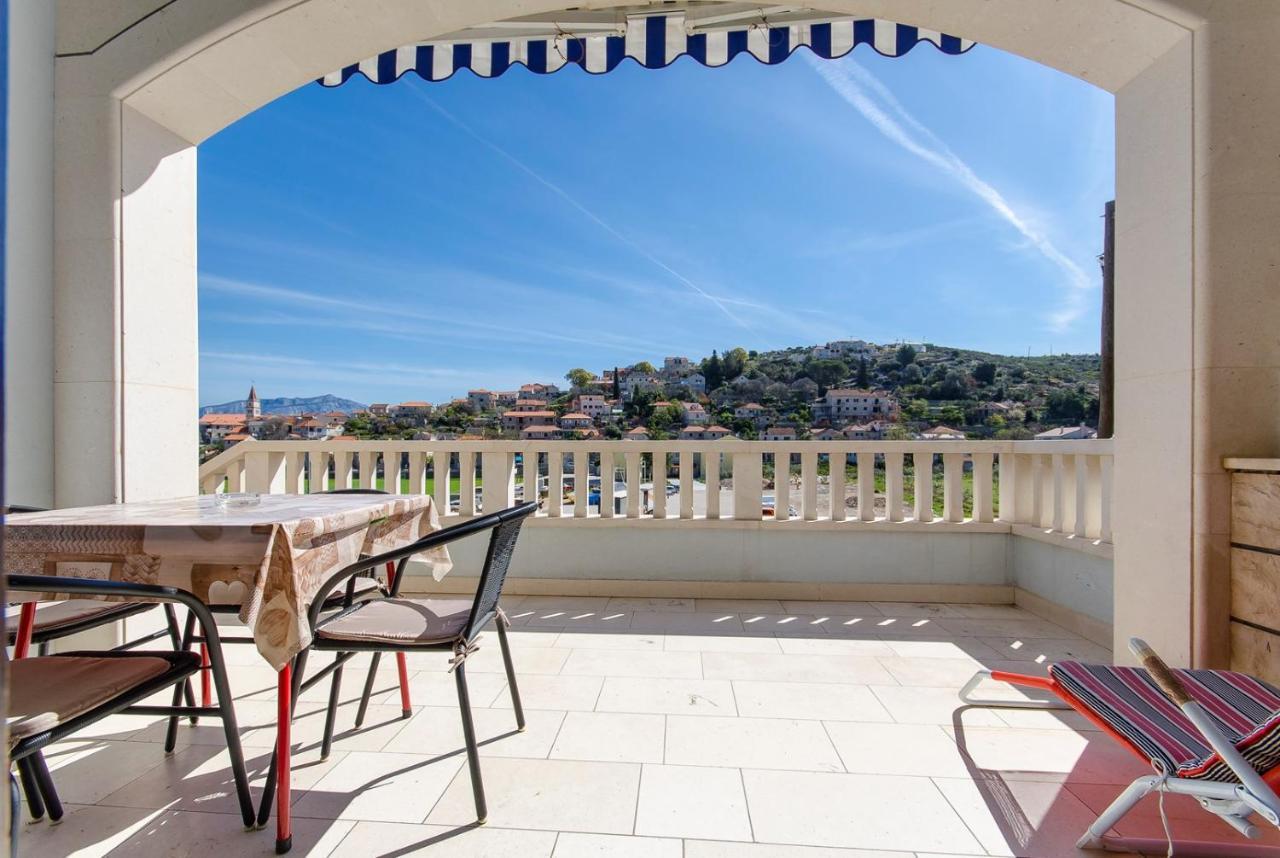 Apartments Goran Postira Εξωτερικό φωτογραφία