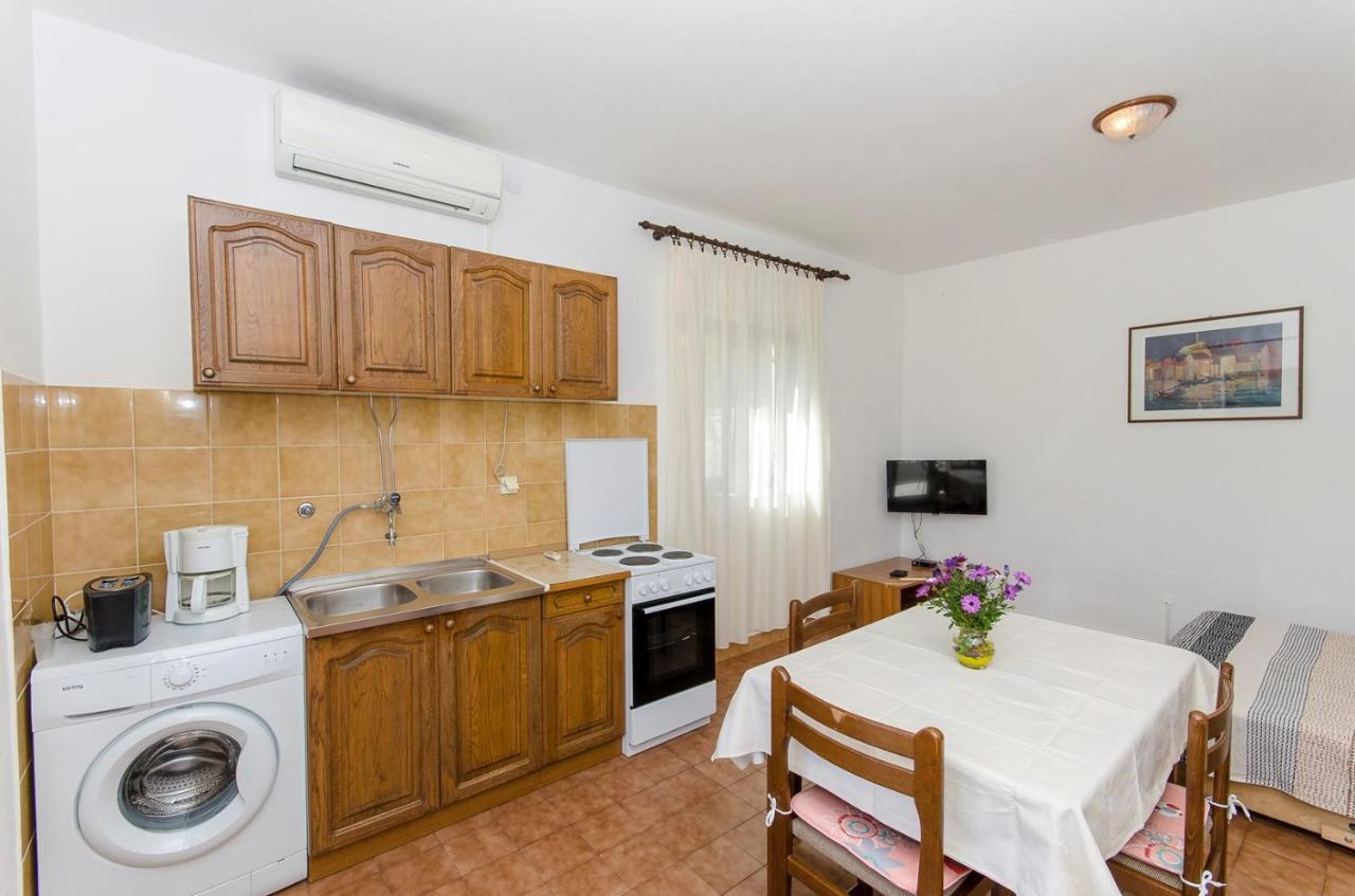 Apartments Goran Postira Εξωτερικό φωτογραφία