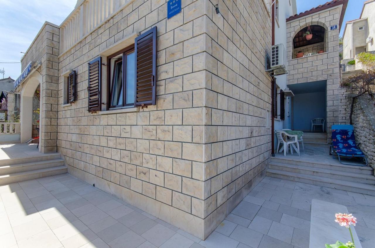 Apartments Goran Postira Εξωτερικό φωτογραφία